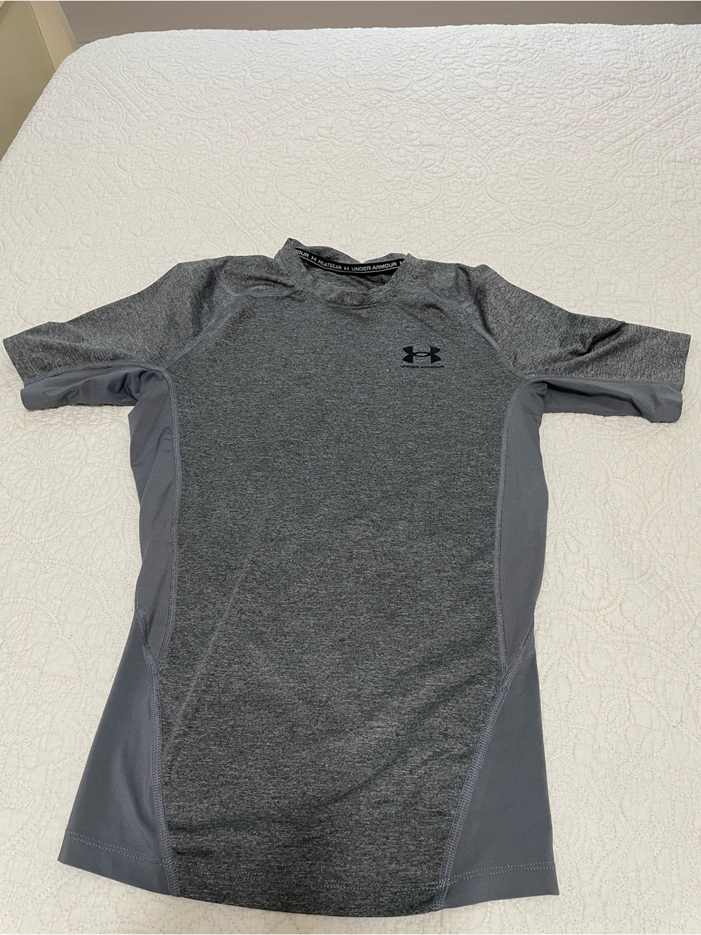 Under Armour Gray Heathered Short Sleeve Compression Top
